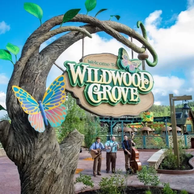 Dollywood: A Deep Dive into One of the World's Most Beloved Theme Parks